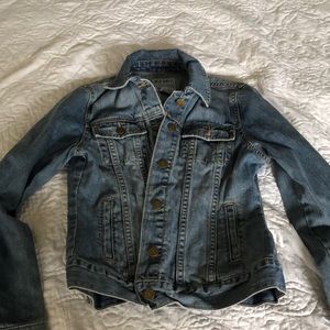 Old navy, vintage blue jean jacket with brass buttons and pockets